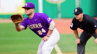 Beloso’s HR gives LSU doubleheader split with California