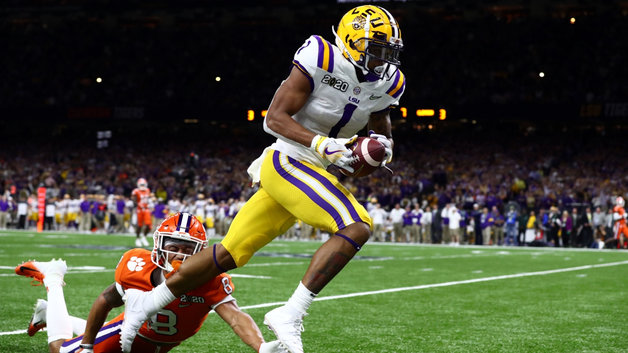 LSU's Ja'Marr Chase added to the Biletnikoff Award watch list, LSU