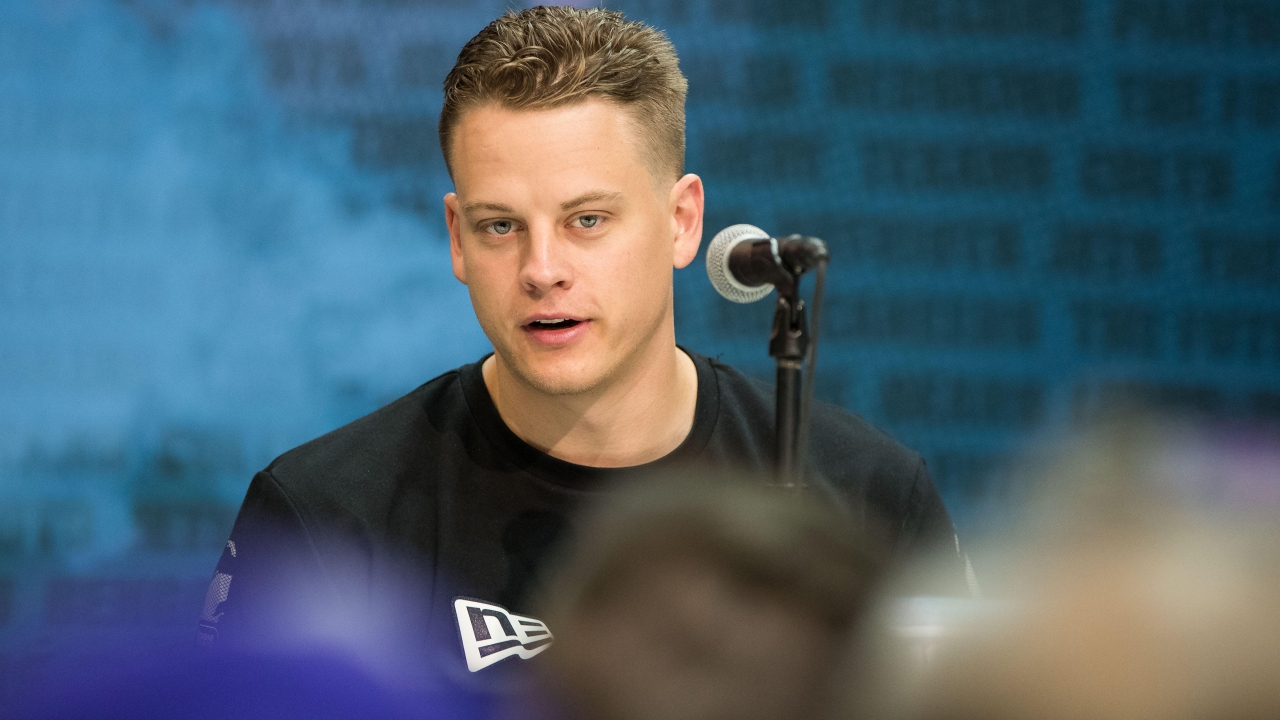 Joe Burrow has the best 'tiny hands' response for a dumb NFL narrative 