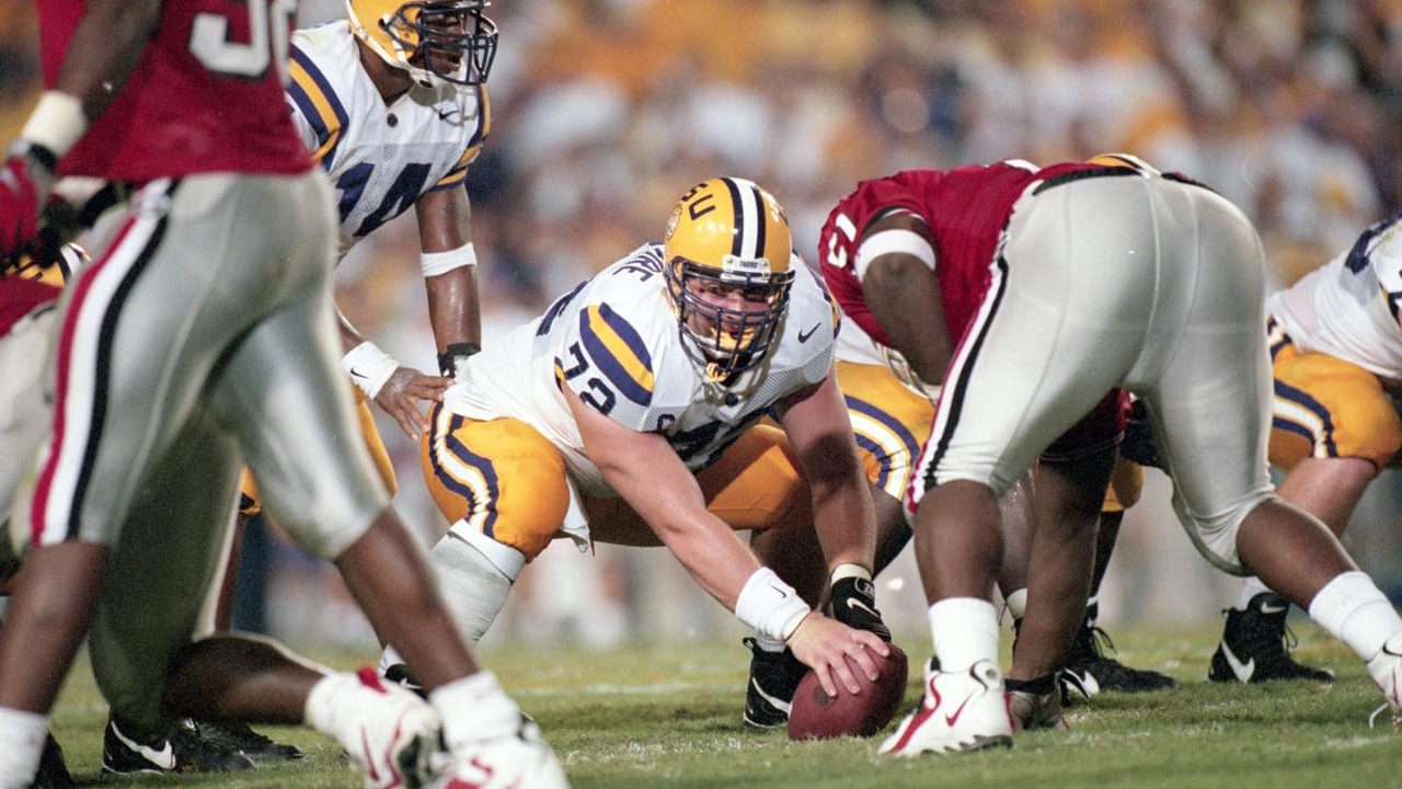 LSU'S KEVIN FAULK SELECTED FOR 2022 CLASS OF COLLEGE FOOTBALL HALL