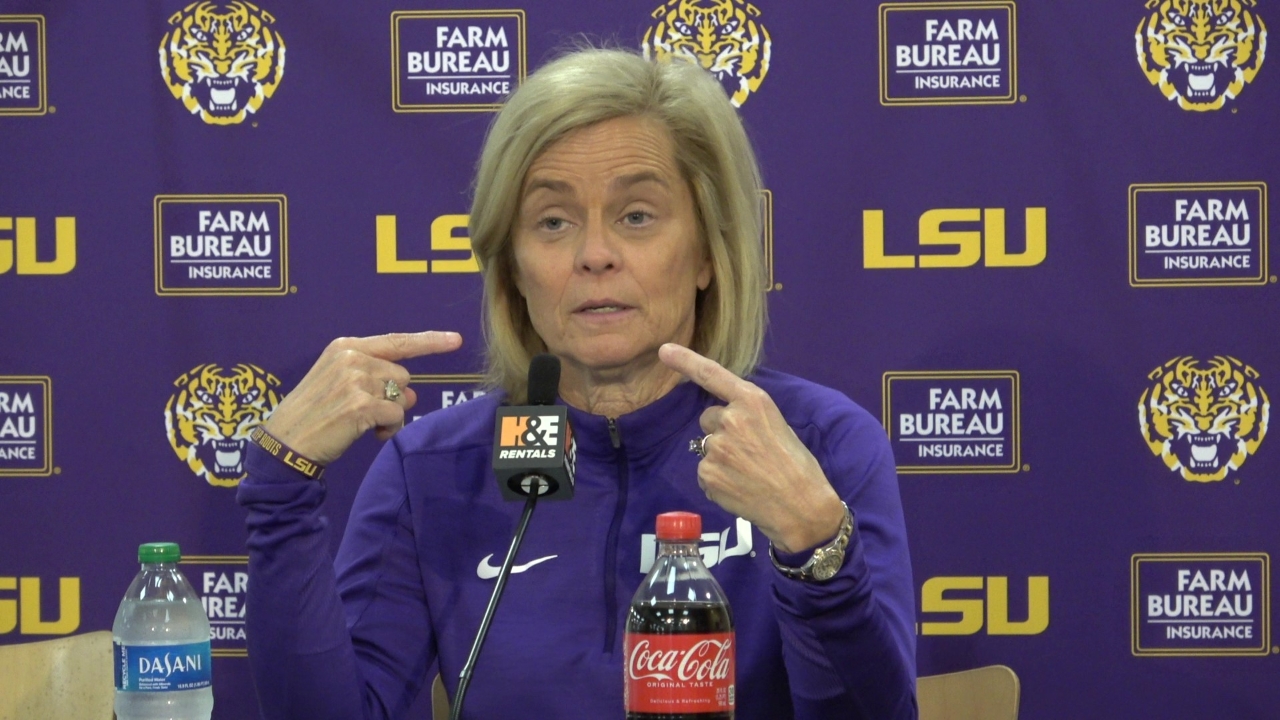 Watch Lsu Kim Mulkey Recaps Loss To Colorado And Previews Queens Tigerbait Com